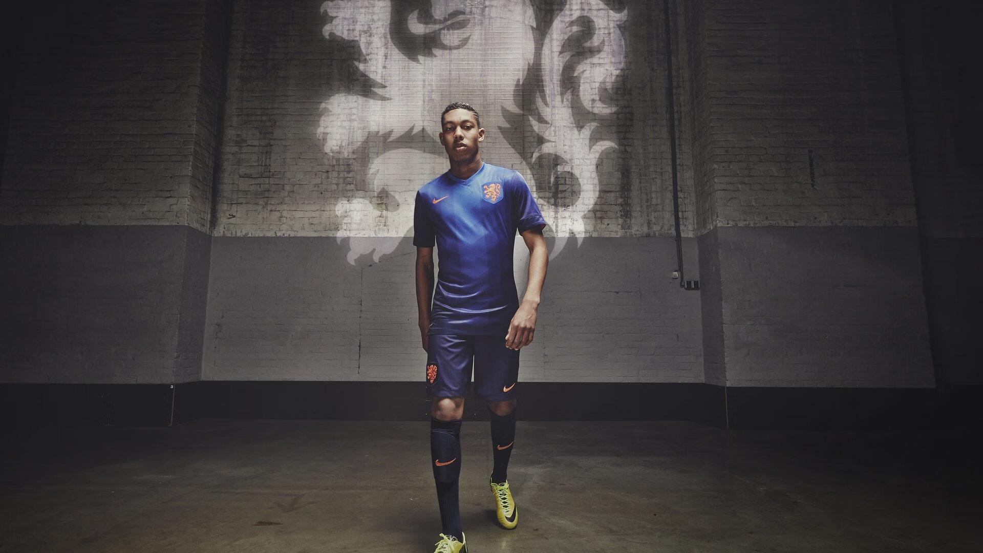 小组赛平均世界排名，荷、日所在F组成死亡之组，葡萄牙所在K组实力悬殊