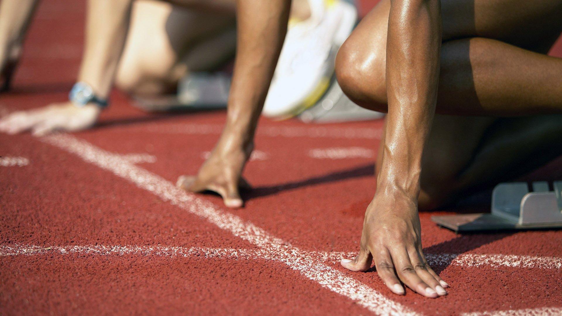 张松涛血染赛场坚持奋战 孙悦赛后调侃，这就算是开光了